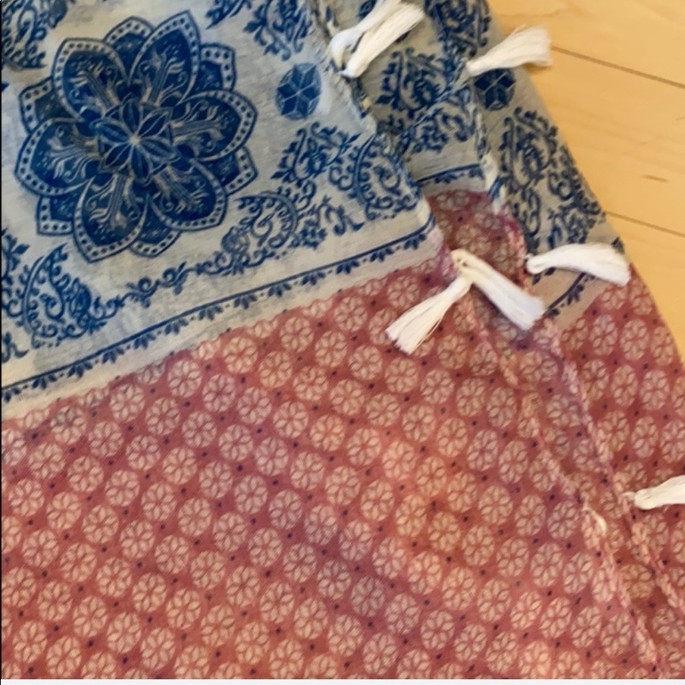 Lulu's Pink and Blue Floral Scarf - Picture 3 of 6